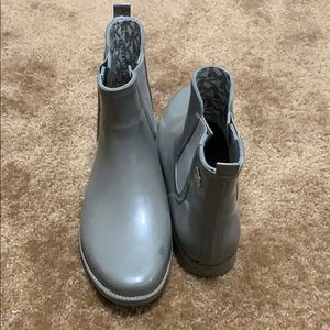 Short MK rain boots